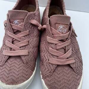 Roxy Lace Up Knit Fabric Fashion Sneakers Rose, Women's size 8